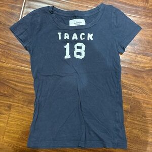 vintage abercrombie&fitch track 18 tee